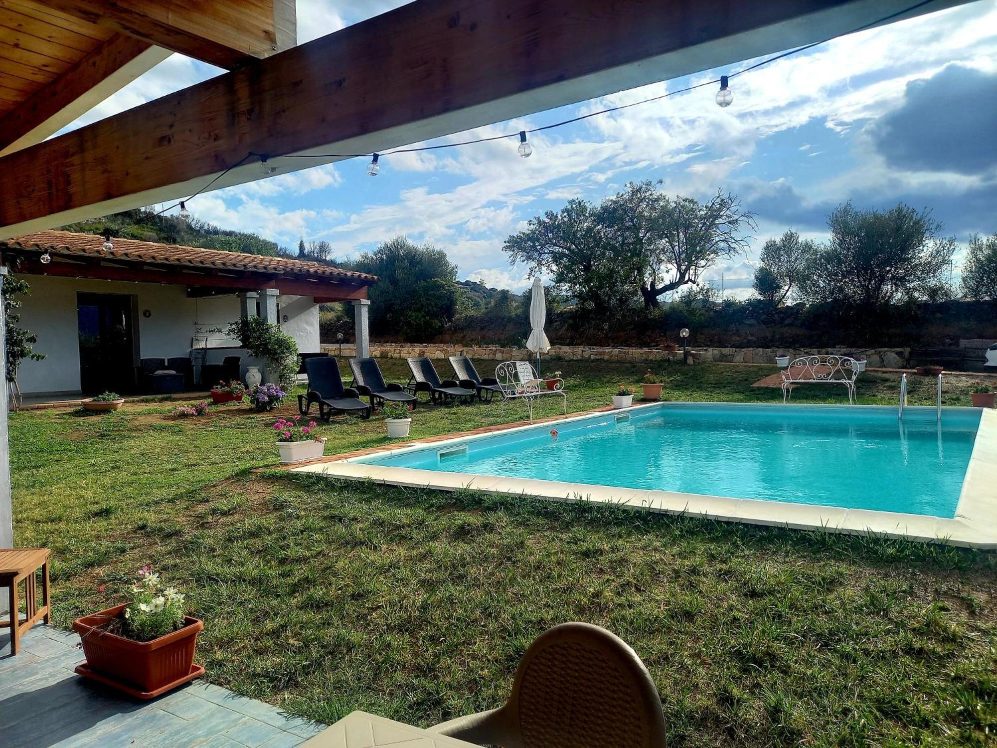 Sardama B&B Affittacamere Torpè Zewnętrze zdjęcie